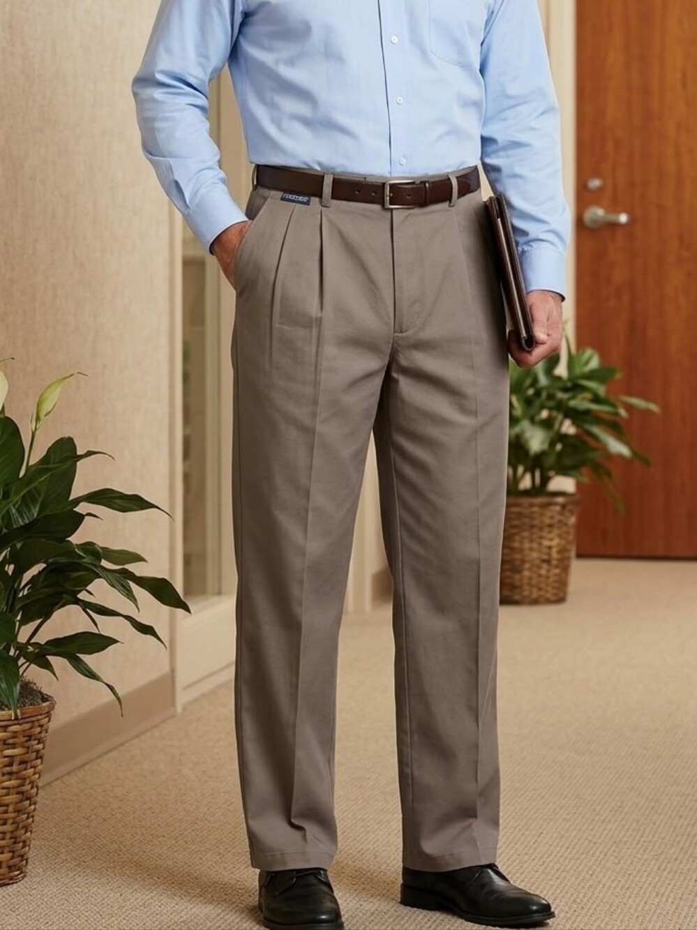 Cherokee Men’s Dress Pants 40x32 Taupe Pleated Front Straight Leg